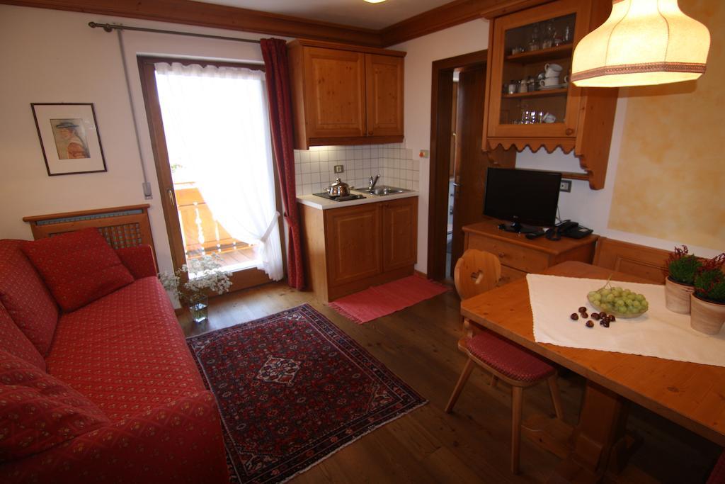 Residence Mairhofer Dobbiaco Room photo